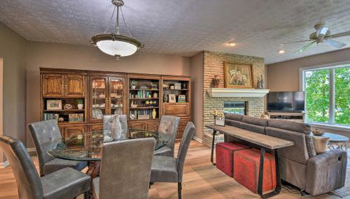 Resort-Style Condo with Balcony on Lake Keowee - Foto 2