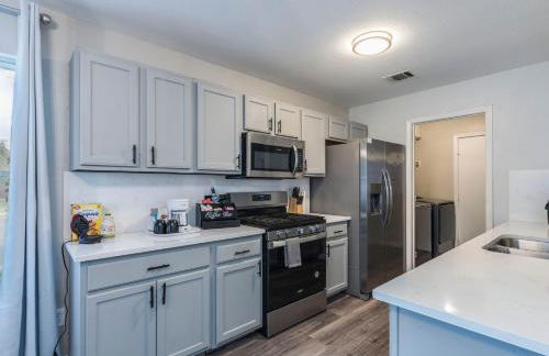 North ATX Paradise Oasis pool w Hot Tub 4BR 2 half BA - Foto 14