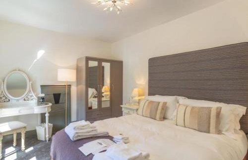 Gate Lodge with Hot Tub - Foto 14