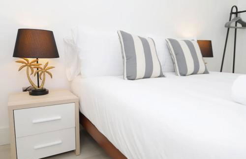 Stylish London Flat with Garden, Close to City - Foto 24