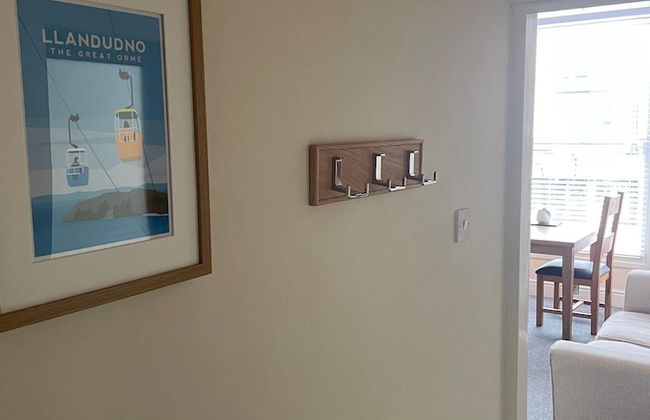 Fabulous Apt in the Heart of Victorian Llandudno - Photo 19