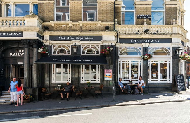 Fantastic 3 Bedroom Flat West Hampstead - Foto 24