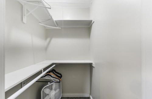 4 Queen Beds High Speed Wifi Private Parking - Foto 102