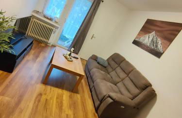 Large Central Apartment - MODERN & Fully Equipped - near fair - Photo 11