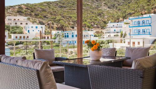 Hermes' Getaway - Photo 1