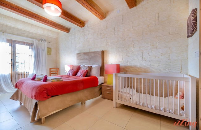 A Stunning Pet Friendly Villa With a Pool Gozo - Foto 12