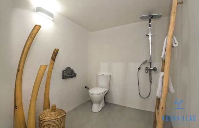 Rock Villas - Emporio | Pool, Jacuzzi, Castle View - Foto 4