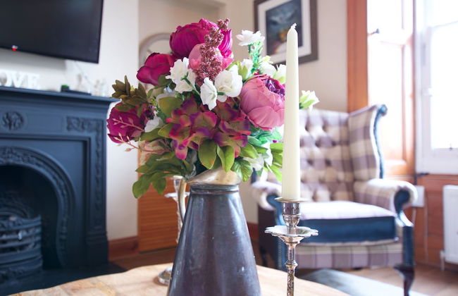 JOIVY Gorgeous Two Bedroom Apartment With Castle Views - Foto 16