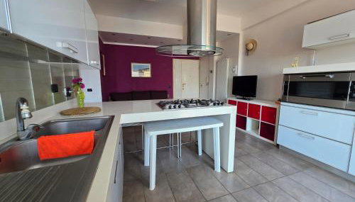 Fronte mare con grande terrazzo spiaggia sotto casa - WiFi - Foto 3, stove