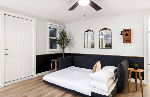 Updated Historic Suite with Queen Bed and Kitchen - Foto 7