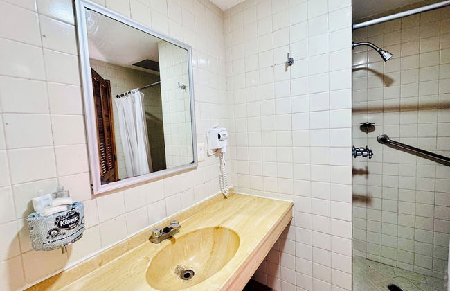 Hotel Tropicana - Near Olas Altas Street - Foto 38