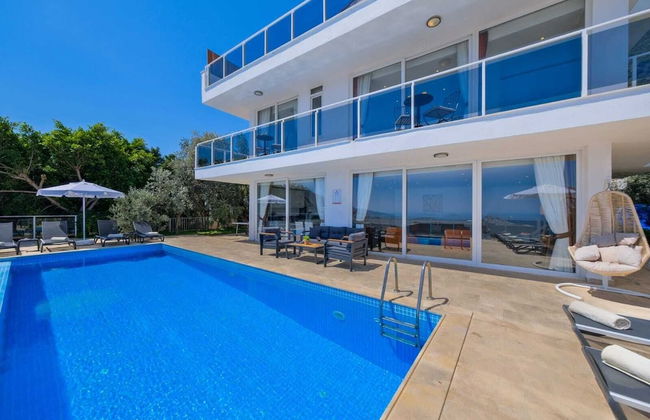 Villa Lumiere 3 Luxurious 5 bed Villa in Kiziltas Kalkan With sea Views - Photo 41