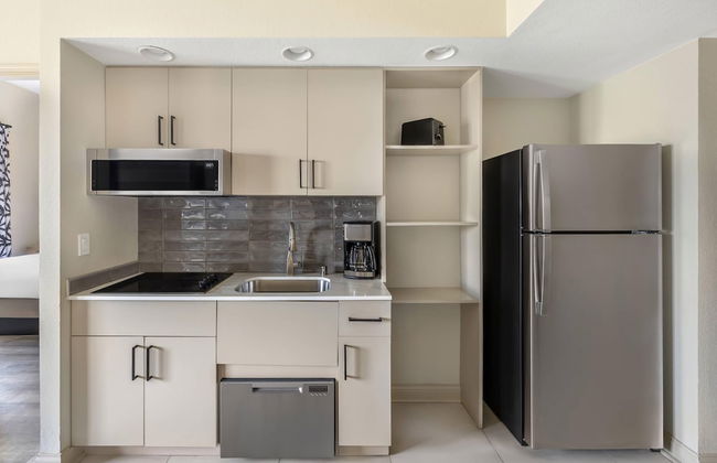 2BD resort condo with amenities and next to shopping right off the Las Vegas Strip - Foto 49