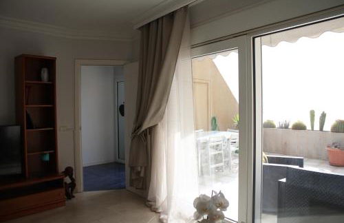 Apartamento frente al mar - Foto 10