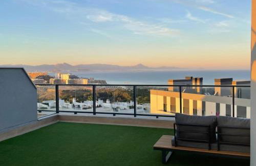 Iconic Alluba Alicante luxury bay - Photo 37