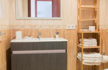 Apartamentos Vista al Puerto - Foto 20