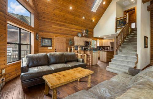 Luxury Lakefront Chalet Resort 2 Pools FREE Amenities Dock MiniGolf Waterslide - Foto 62