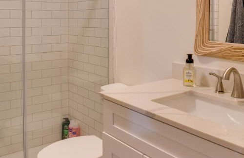 Cozy Tennessee Cabin with Deck, Grill and Fire Pit! - Foto 16