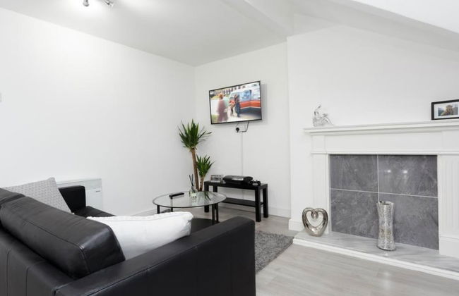 Live in Leeds Grange Apartments - Photo 42