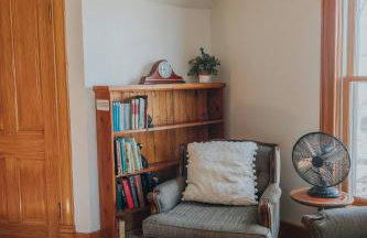 Spacious Downtown Family with Large Patio, Hot Tub, Fire Pit, by Forest & Peak Retreats - Foto 32