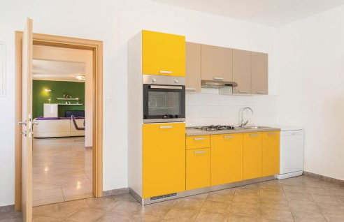 Holiday home in Šušnjevica with swimming pool - Photo 17