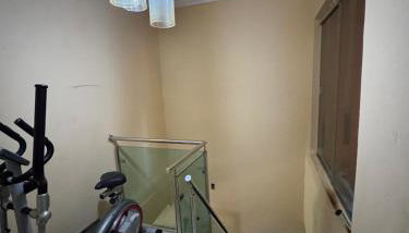 CASA DE DOIS PAVIMENTOS COM SUITEs - Foto 3