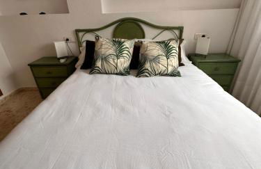 Precioso apartamento con piscina - Photo 7