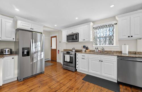 Historic Mystic Home, Walk to Seaport and Downtown - Foto 30