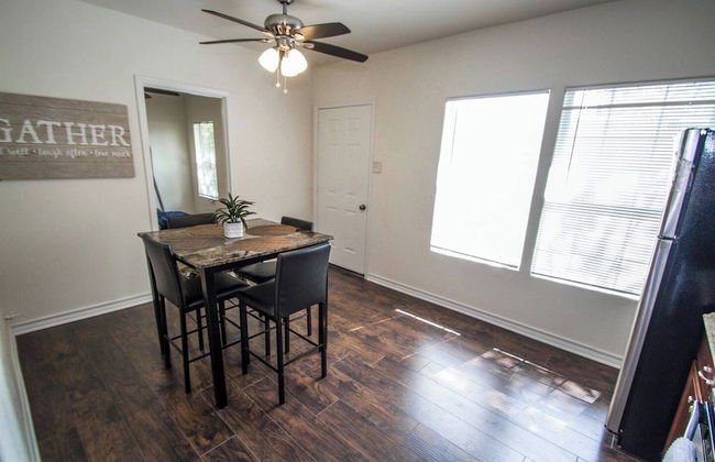 Cozy Remodeled 2br/2ba Near Downtown Sleeps 8 - Foto 22