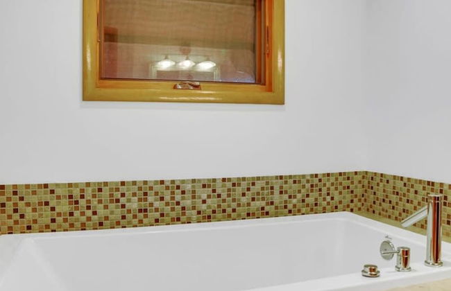 Reduced Nightly Rates! Park City Cabin, Hot Tub, Fire Pit - Sleeps 14 - Photo 37