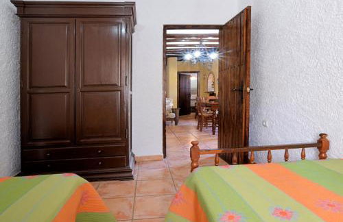 Cortijo Los Alazores, authentic cortijo with private pool - Foto 15