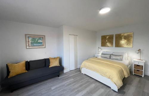 TROPICAL HAVEN POOL & 2BLOCKS TO BEACh - Foto 17