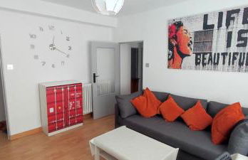 Apartamento en zona céntrica y tranquila. - Photo 3