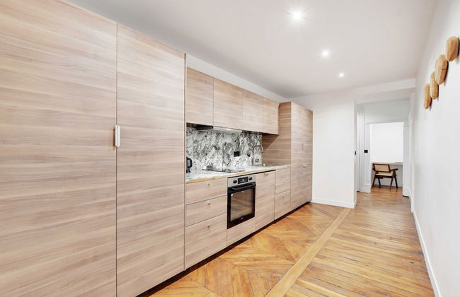 Parisian Luxury & Charm With A/C - St Germain - Photo 12