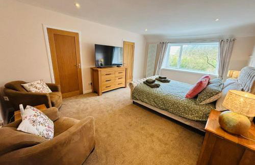 The Galloway Steading: Countryside Family Retreat with Sauna and Hot tub - Foto 26