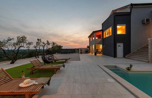 MY DALMATIA - Villa Pezer with heated swimming pool, sauna and Jacuzzi - Foto 10