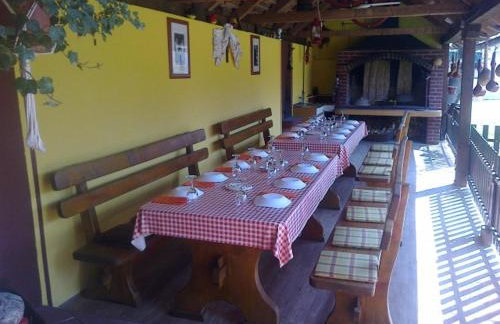 Seoski Turiziam Larva - Photo 27