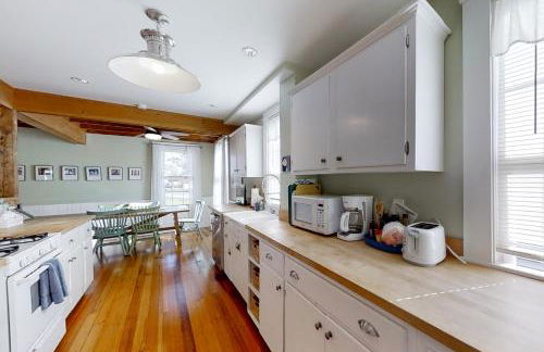 Firehouse Cottage - Foto 18