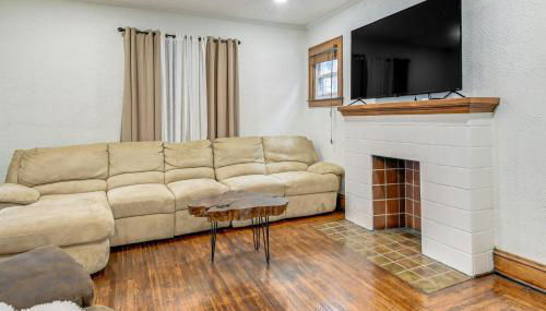 Walk to Marshall University Home with Private Yard! - Foto 5