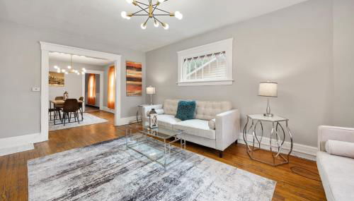 Modern 2BR Mins to Univ, Zoo, Destiny, Downtown - Foto 2