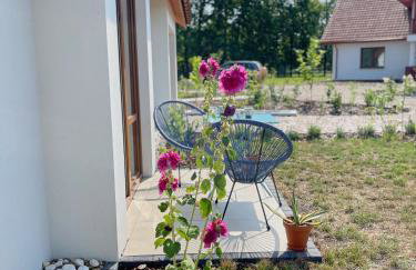 Komfortowy domek z kominkiem - Foto 31