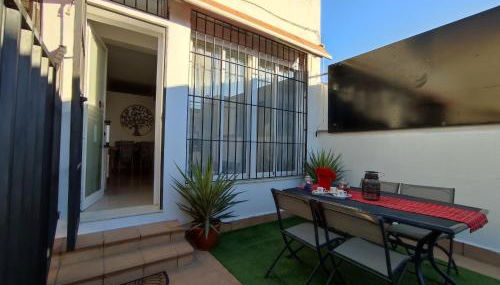 Apartamento Royal Gines II a 10" de Sevilla, a 20" del Aeropuerto de Sevilla - Foto 5, Garden