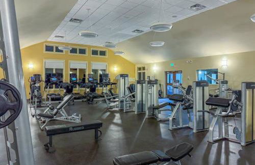 Cozy Poconos Retreat Hot tub, Game room and igloo - Foto 50