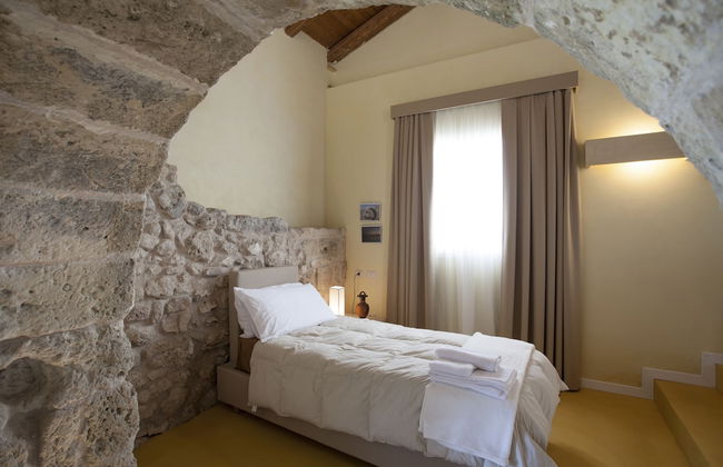 Falcon Home Resort - Photo 12