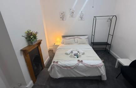 Pat Signature Stays - Photo 12