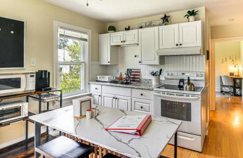 Near Nockamixon State Park Telford Apt with Porch! - Foto 1