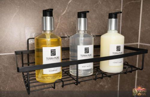 Scottsdale 3BR with Private XL Rooftop, 2Car Garage, Heated Pool & Hot Tub, EV L2, 12min to Airport - Foto 36