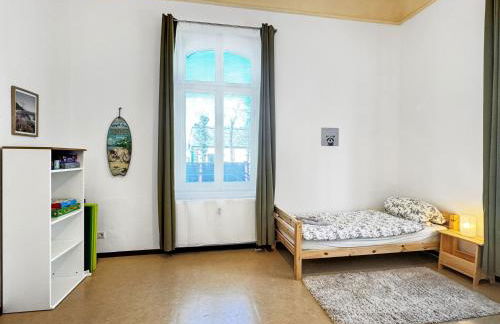 Ferienwohnung Villa Nieske - Jugendstil Denkmal, free WLAN & Parken, Self Check-In, Smart-TV - Foto 12