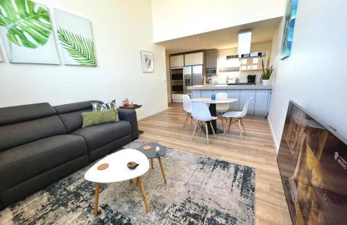 Private Rooftop Retreat with Stunning City Views - Foto 17