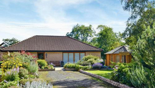 Eilean Donan - Photo 1